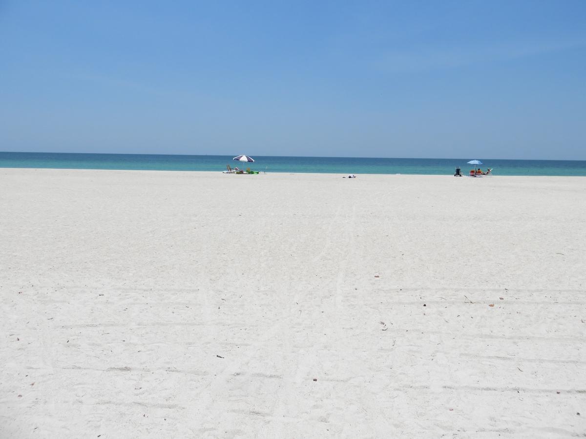 Seabreeze At Anna Maria Island Inn Bradenton Beach Exterior photo