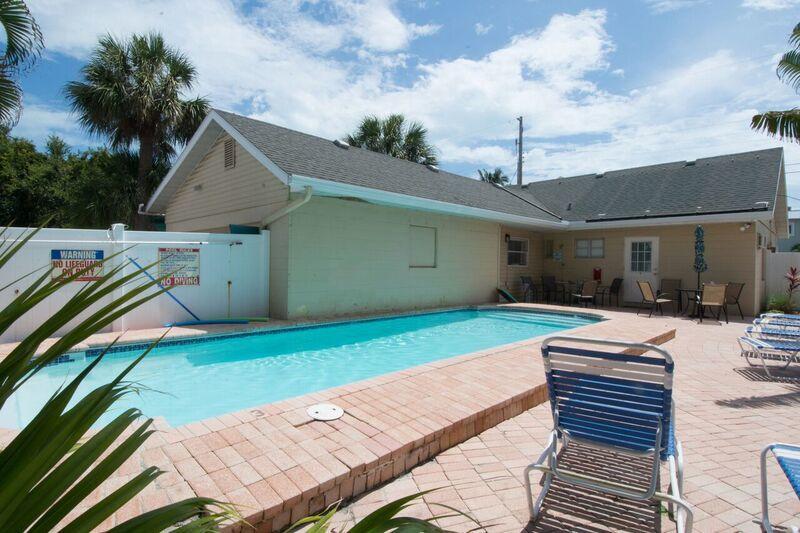 Seabreeze At Anna Maria Island Inn Bradenton Beach Exterior photo